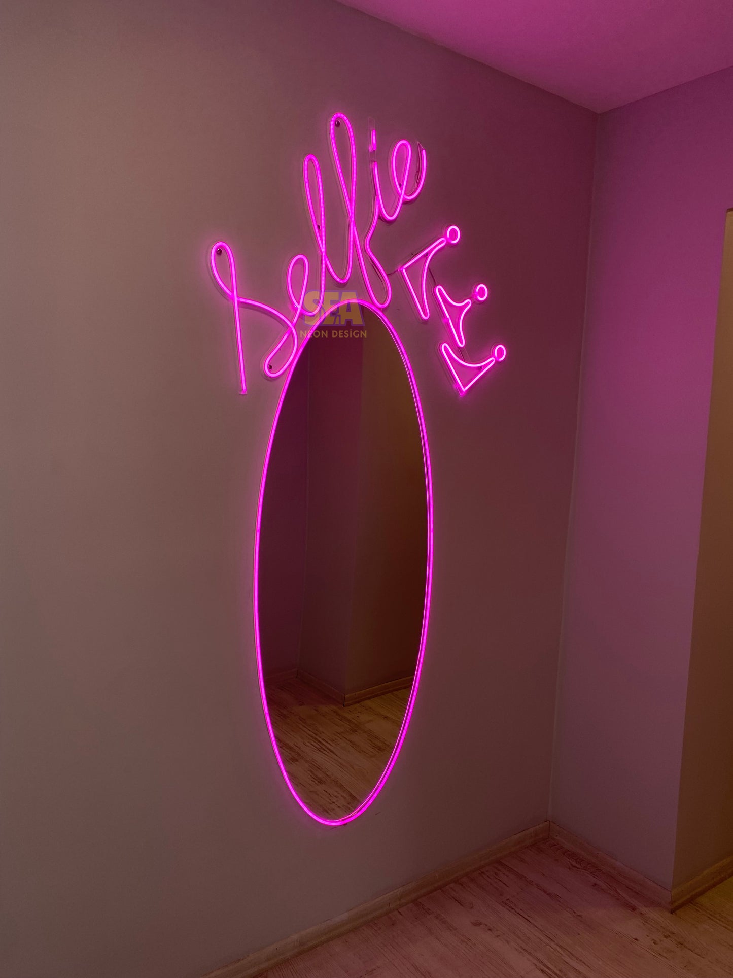 'SELFİE' Neon Ayna